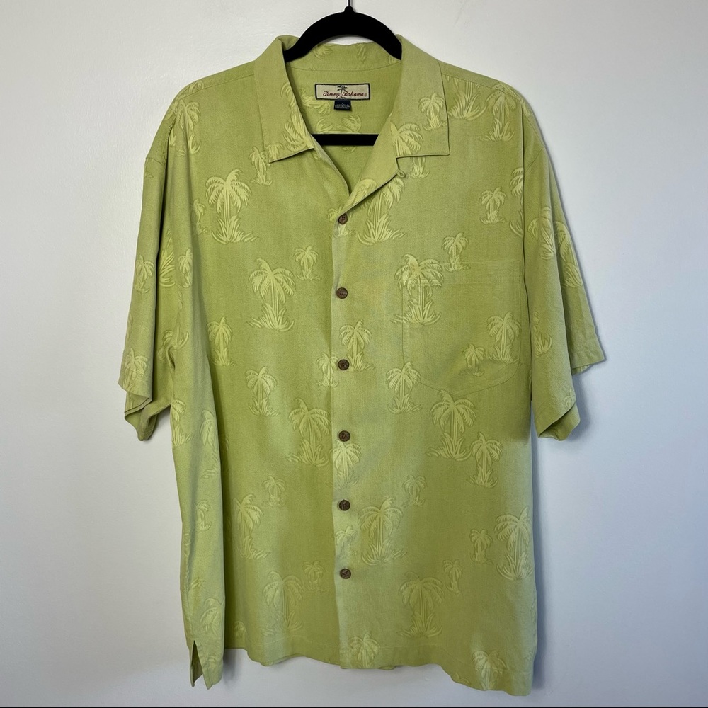 Tommy Bahama Green Silk Button Down W/Palm Tree Pattern